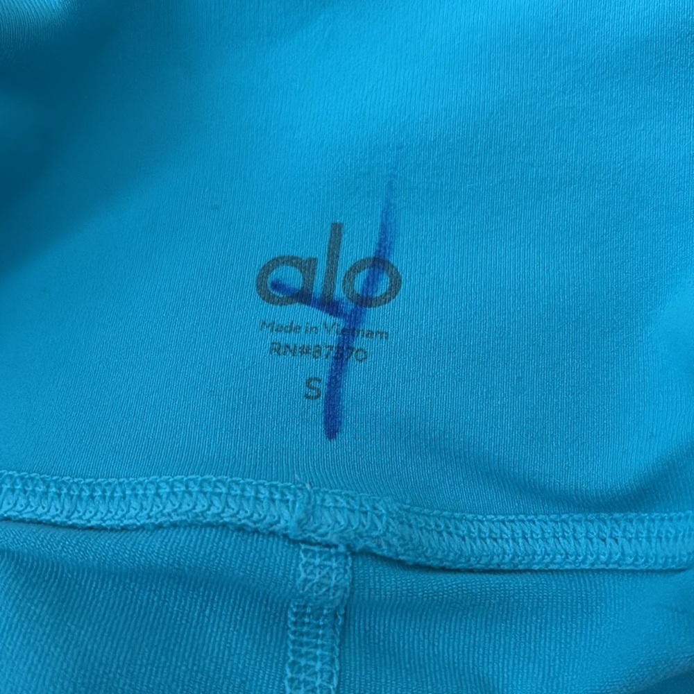 Alo Yoga Yogi Lace-Up Biker Shorts Tied & True Women’s Small Bright Aqua/White - Picture 7 of 7